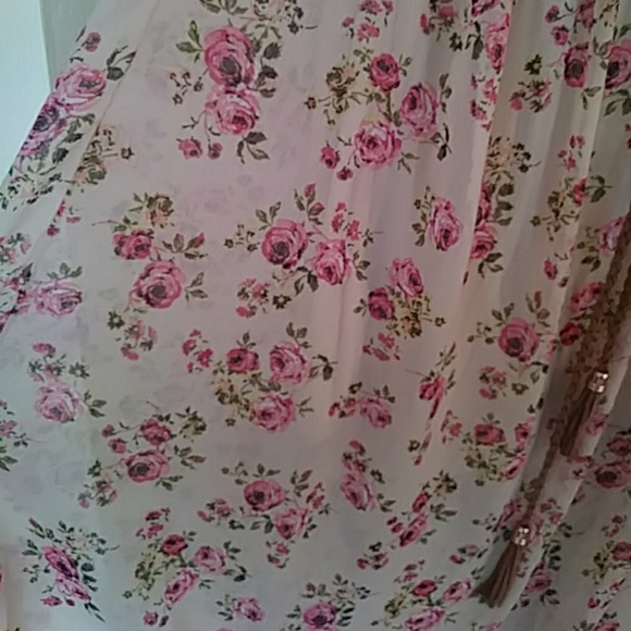 No Boundaries Sun Dress - Picture 2 of 4